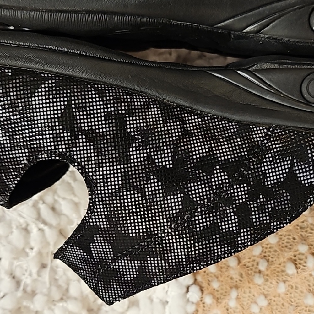 Therafit Sandals - Picture 8 of 16